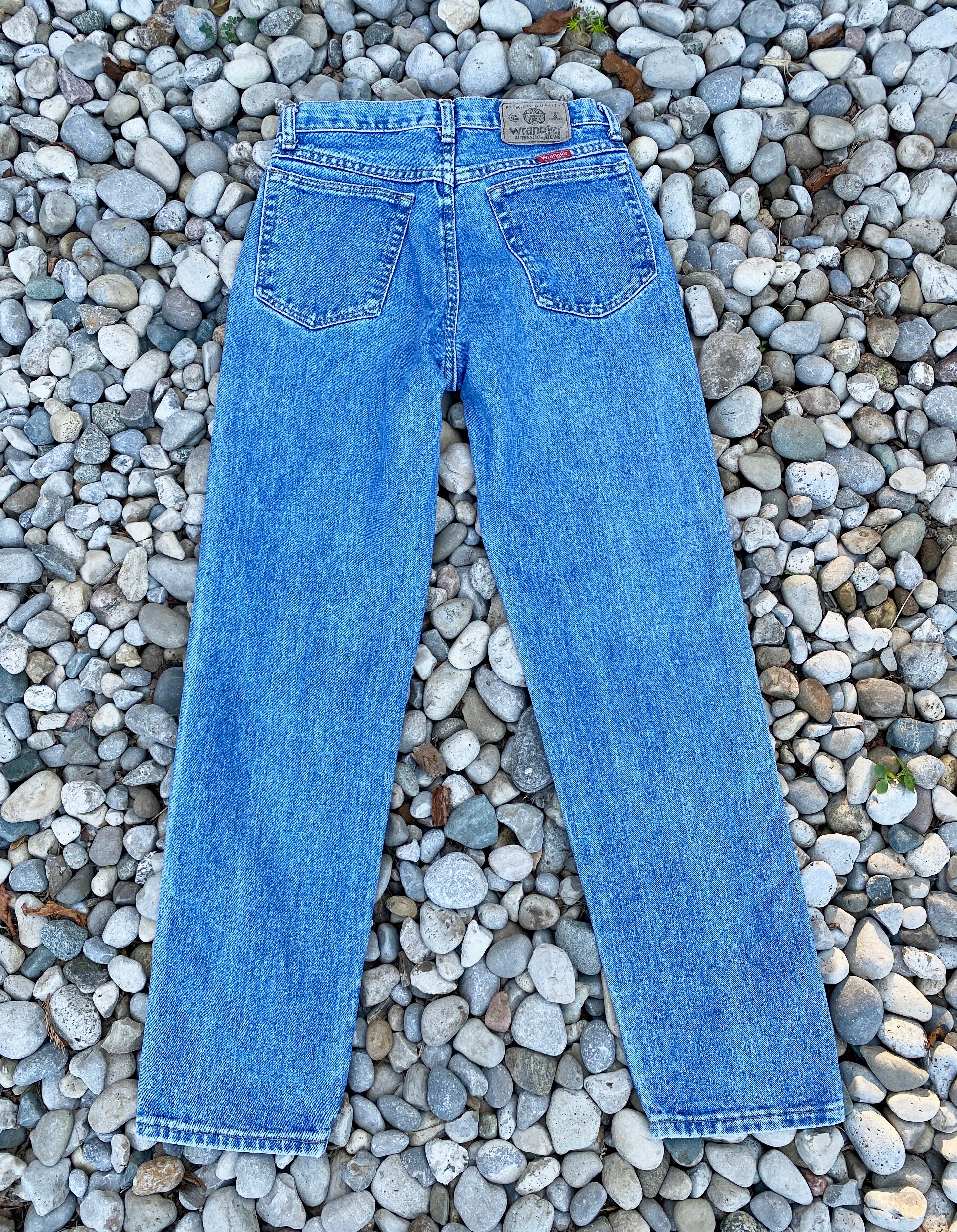 Vintage Wrangler Medium Wash Jeans size 28