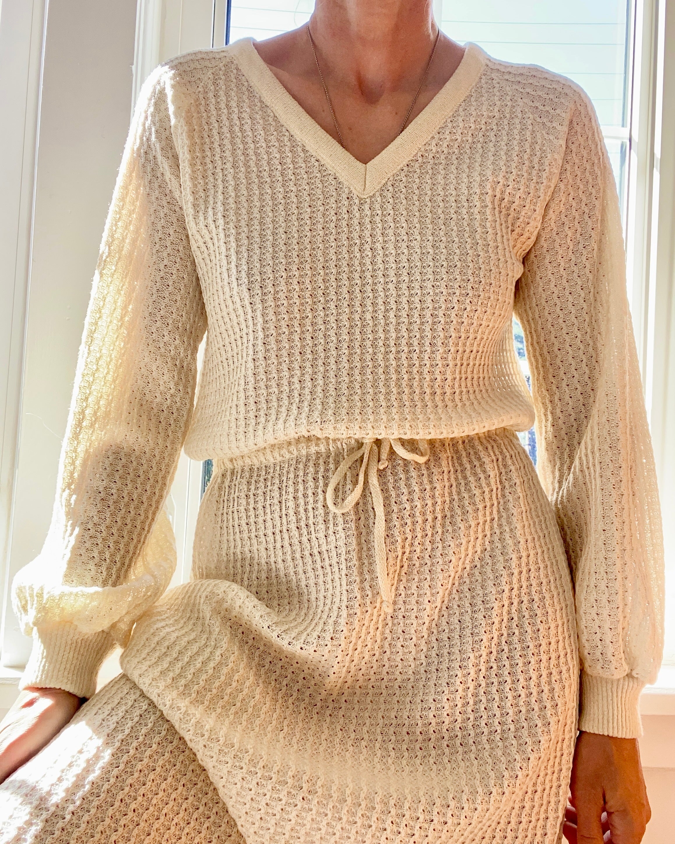 VINTAGE Voguester Jr. 1970s Cream Baby Cable Knit Dress M