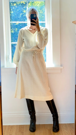 VINTAGE Voguester Jr. 1970s Cream Baby Cable Knit Dress M