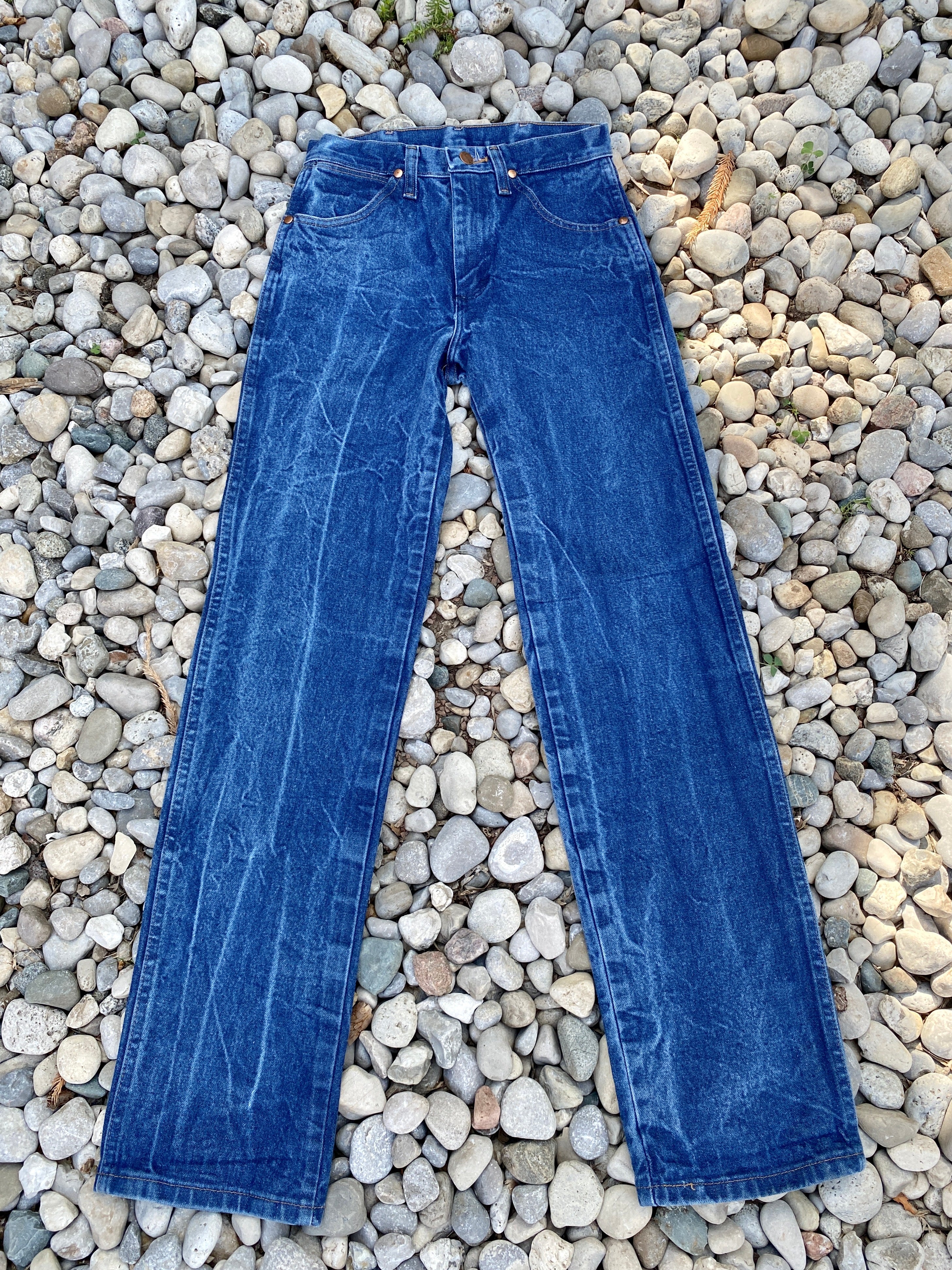Vintage Wrangler Sun Distressed Dark Wash Jeans size 26
