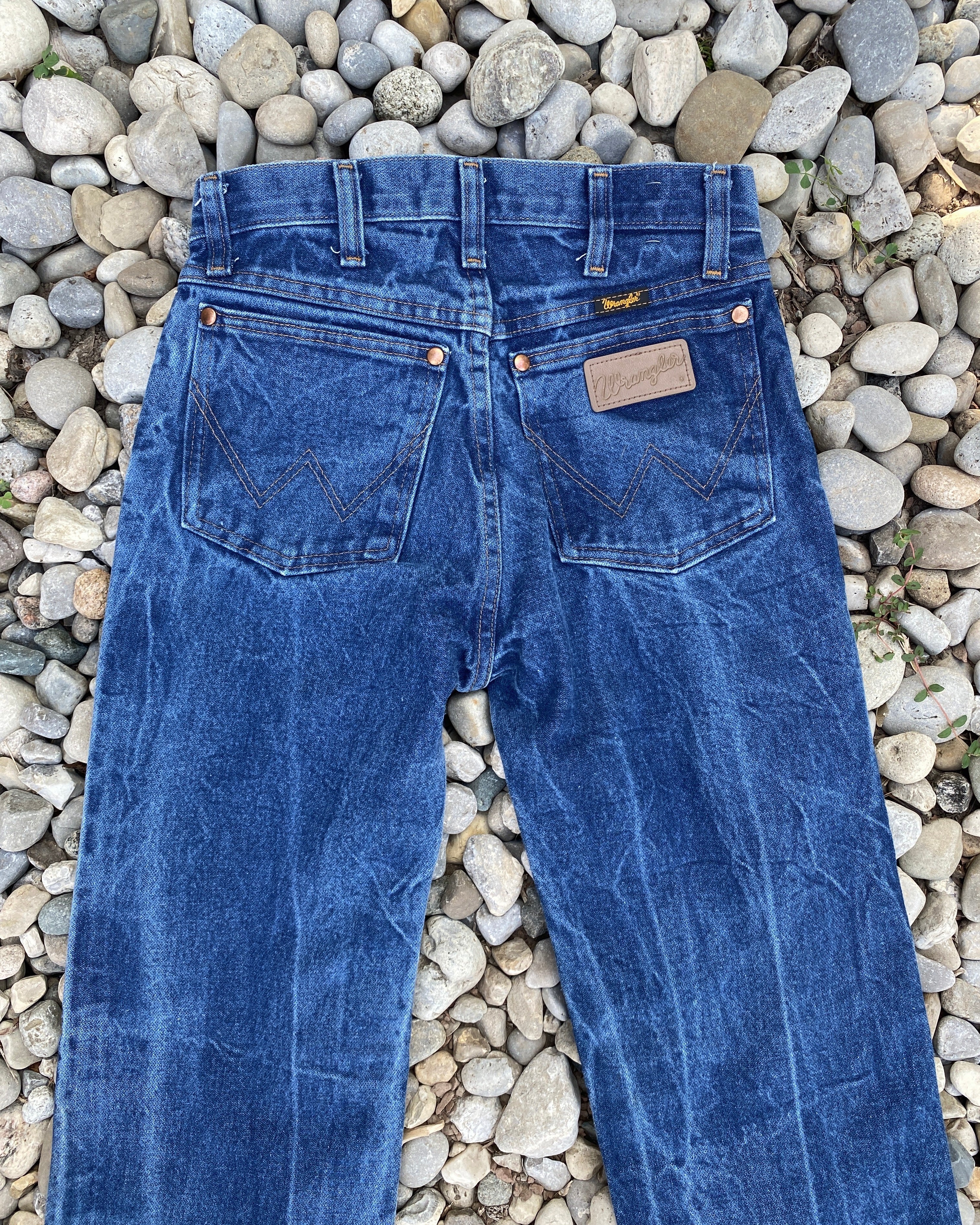 Vintage Wrangler Sun Distressed Dark Wash Jeans size 26