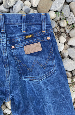 Vintage Wrangler Sun Distressed Dark Wash Jeans size 26