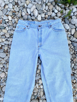 Vintage Levis 550 Light Wash size 32 USA