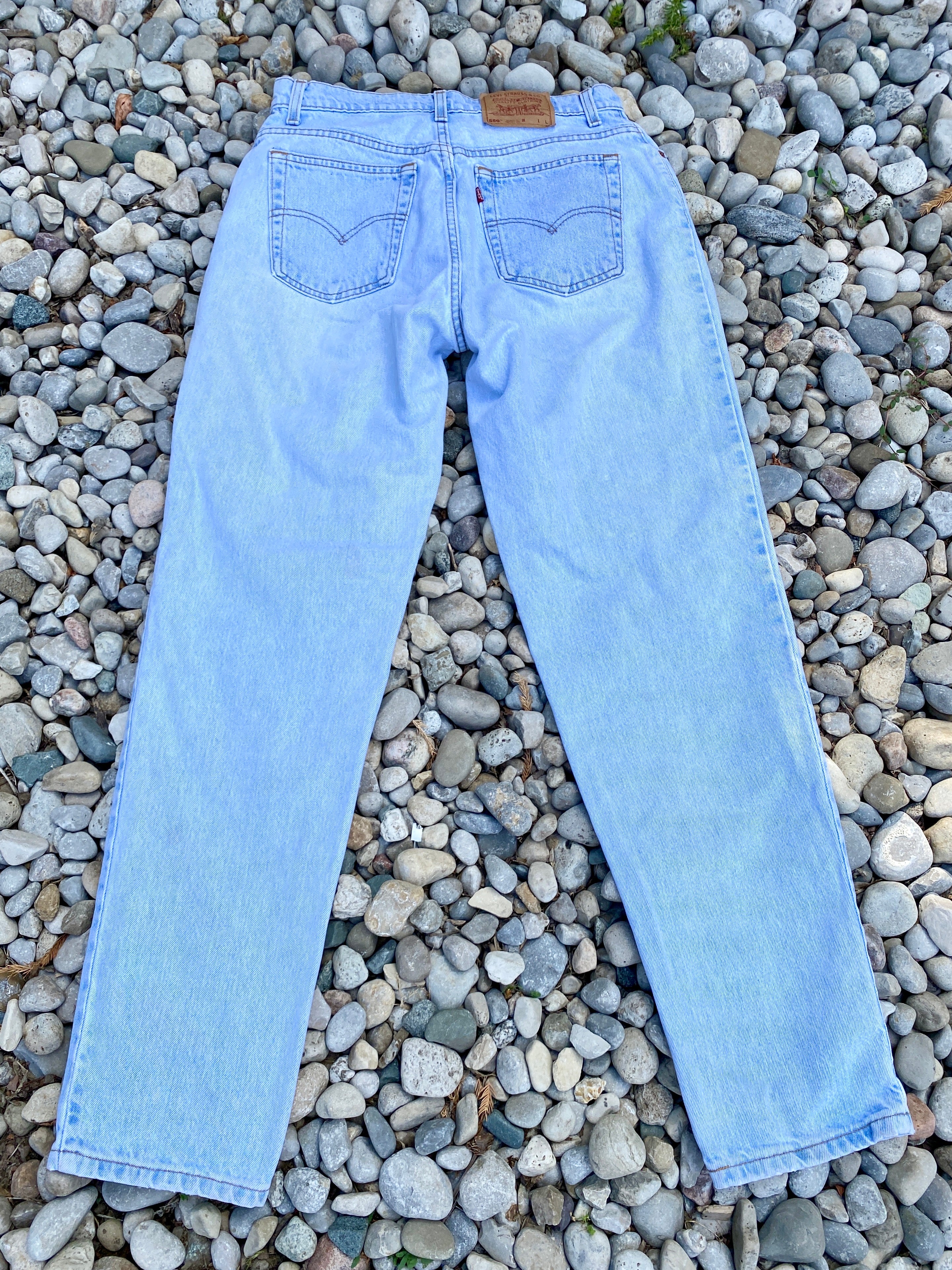 Vintage Levis 550 Light Wash size 32 USA