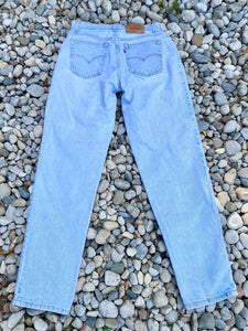 Vintage Levis 550 Light Wash size 32 USA