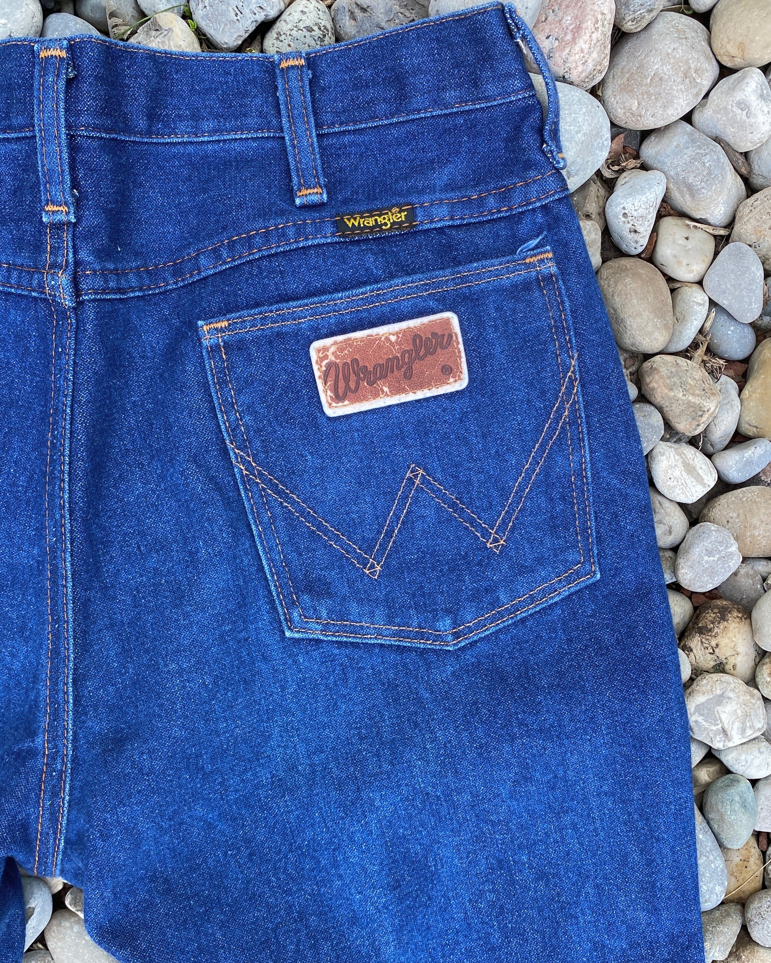 Vintage Wrangler 1970s Flare Dark Wash Jeans size 32 USA