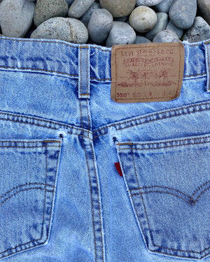Vintage Levis 550 Light Wash size 28 USA