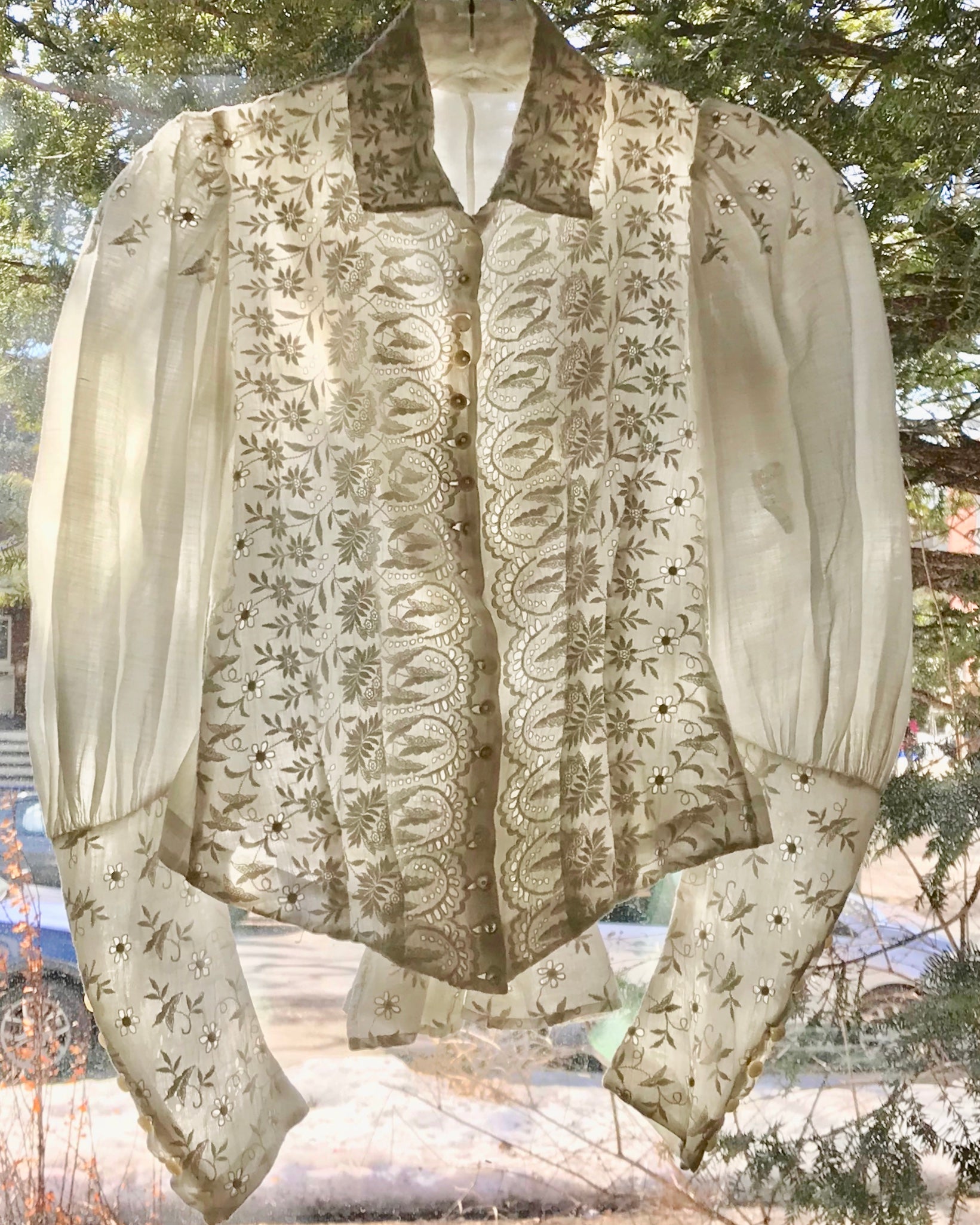 VINTAGE Victorian Lace Blouse Floral size XS