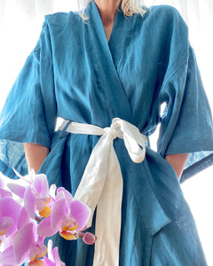 DEIJI STUDIOS 02 Robe in Legion Blue one size