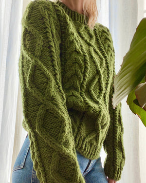 VINTAGE Hand Knit Wool Green Cable Sweater