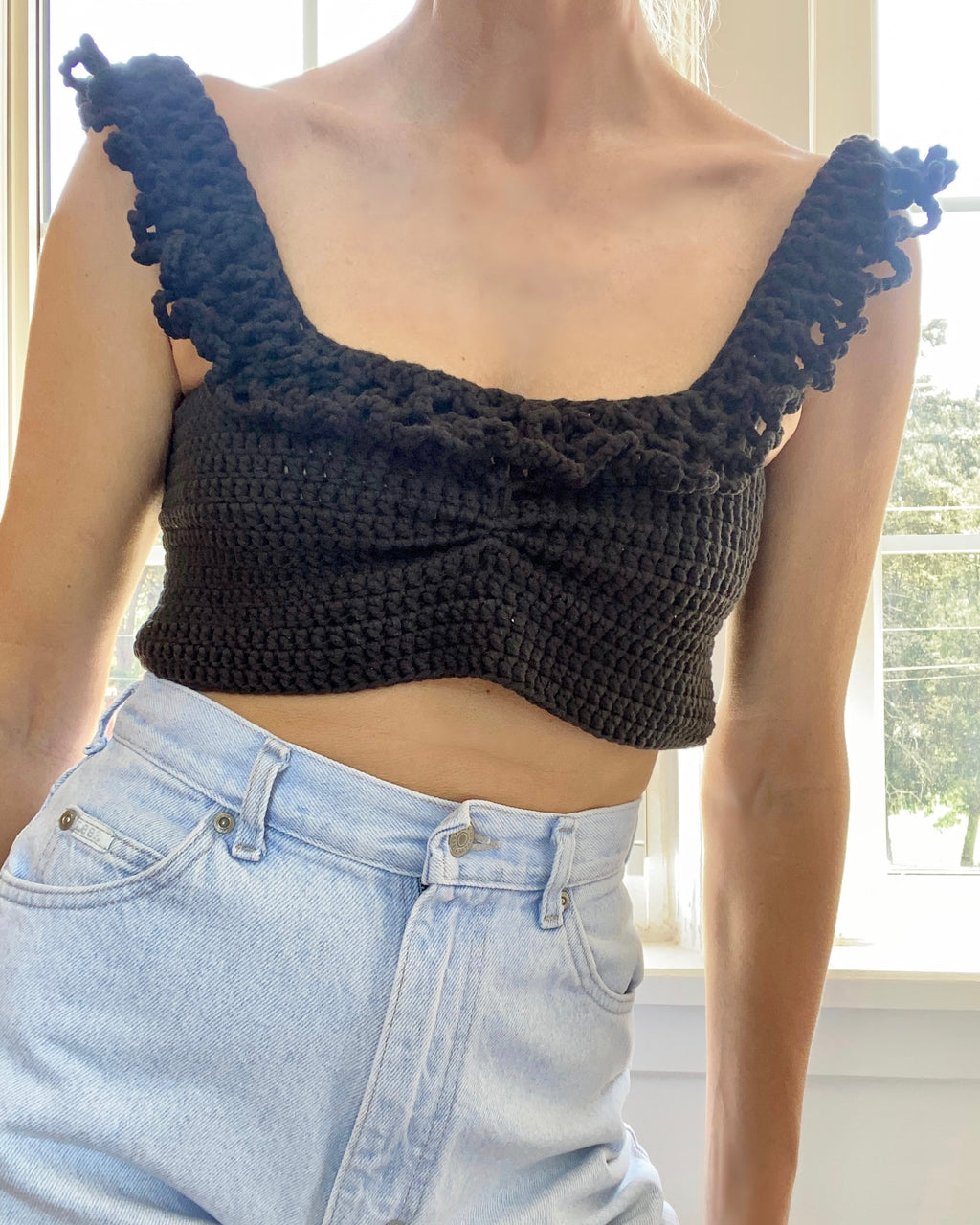 SWEATER PUPPY Hand Crochet Black Frill Top