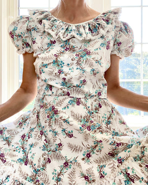 VINTAGE 1940's Cotton Garden Print Dress with lace