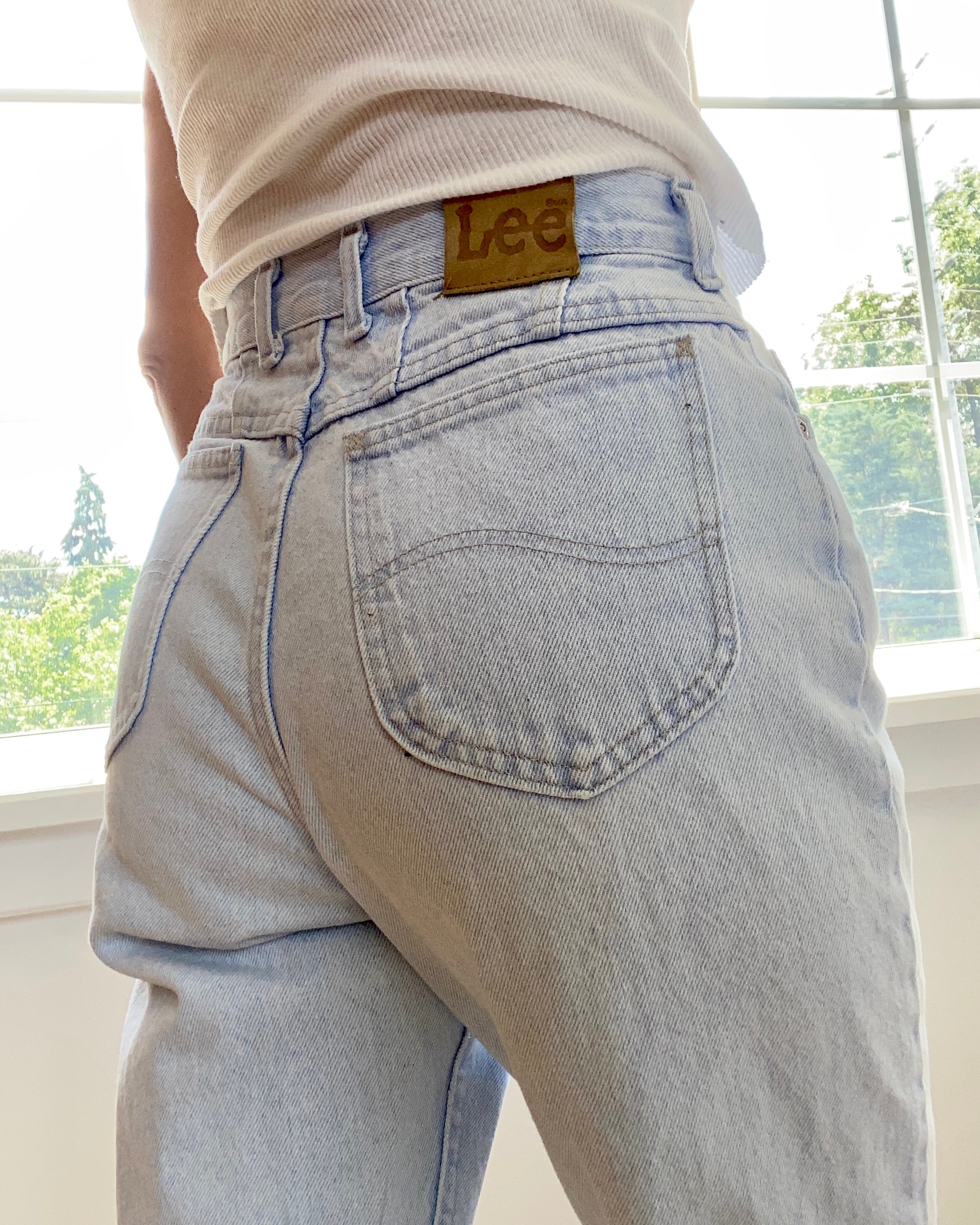 Vintage LEEs Made in USA Light Wash Jeans size 27/28