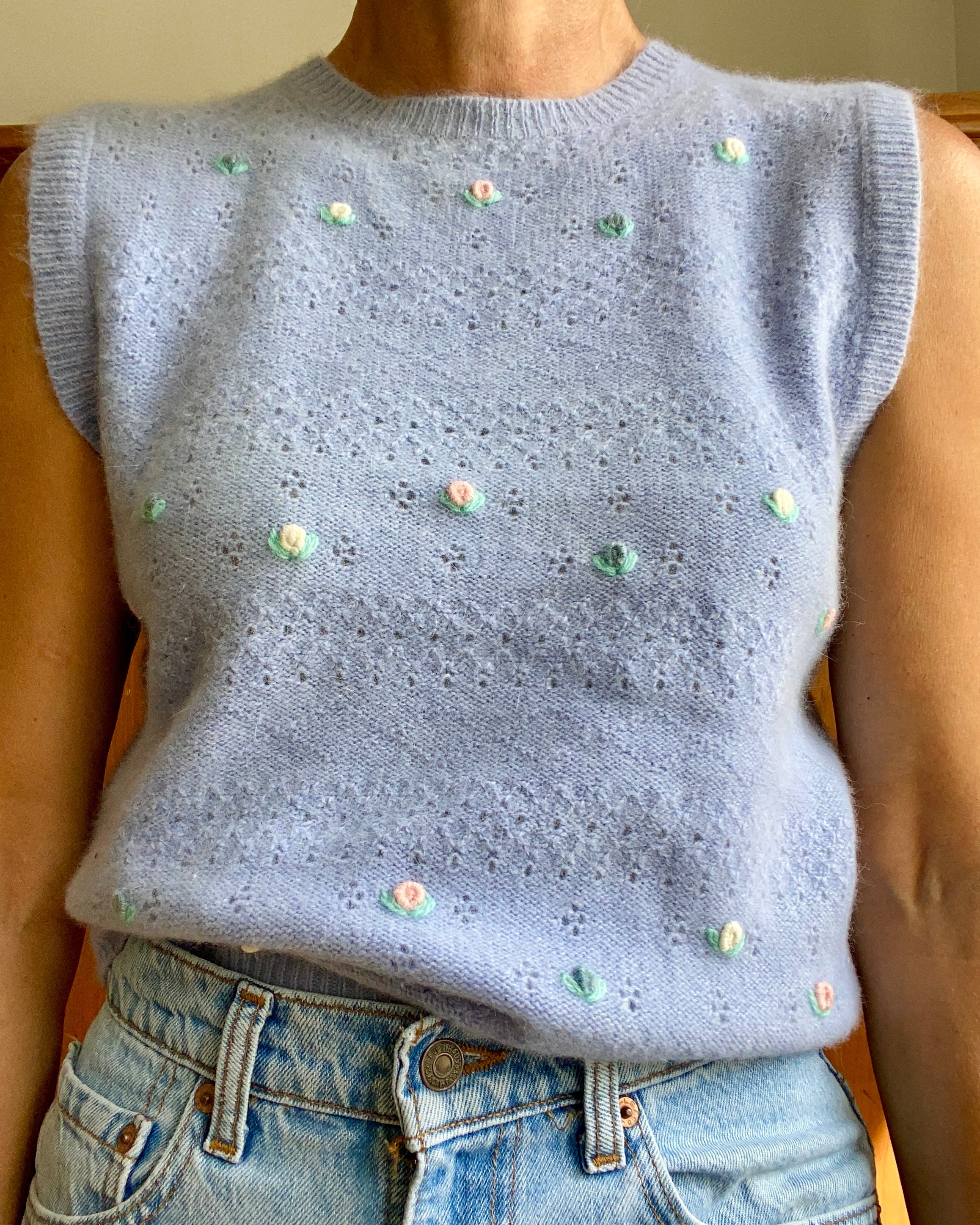 VINTAGE Handknit Rose Embroidered Vest